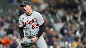 Detroit Tigers v Milwaukee Brewers
