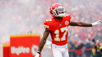 Los Angeles Chargers v Kansas City Chiefs