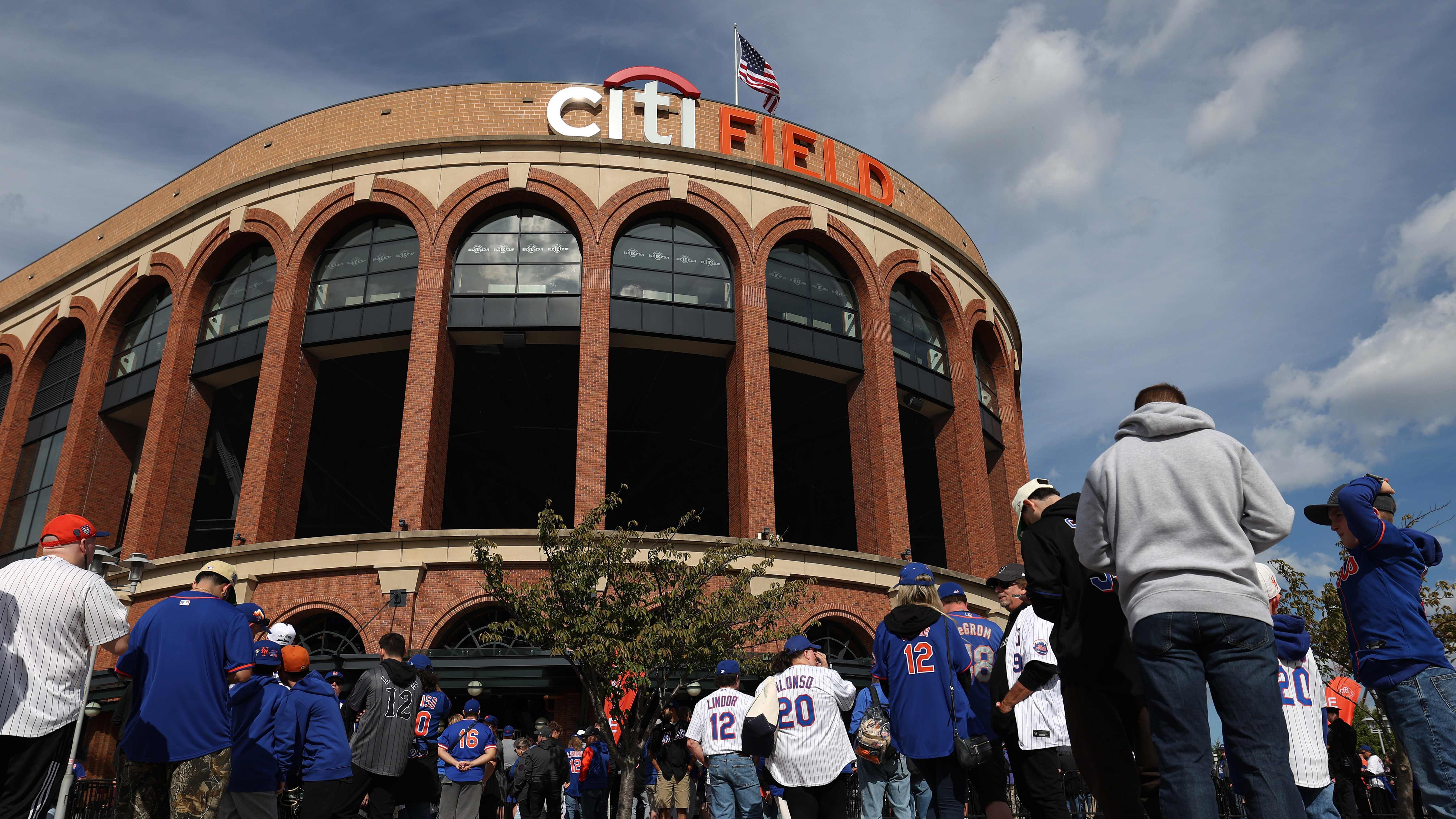 5 NY Mets roster additions every fan should have on their holiday wish list