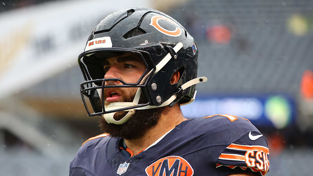 Oct 19, 2025; Chicago, Illinois, USA; Chicago Bears offensive tackle Ryan Bates (71) practices against the New Orleans Saints before the game at Soldier Field. Mandatory Credit: Mike Dinovo-Imagn Images