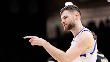 Kansas basketball star Hunter Dickinson