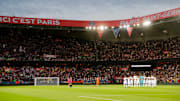La Maire de Paris ne veut pas vendre le Parc des Princes.