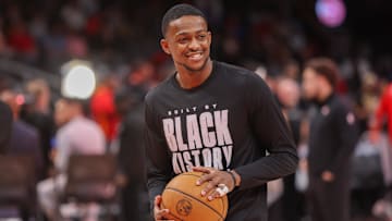 Feb 5, 2025; Atlanta, Georgia, USA; San Antonio Spurs guard De'Aaron Fox (4) warms up before a game against the Atlanta Hawks at State Farm Arena. Mandatory Credit: Brett Davis-Imagn Images