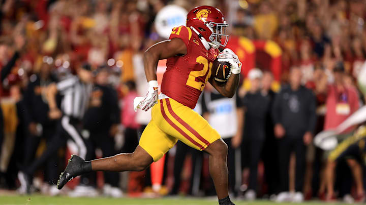 Michigan v USC