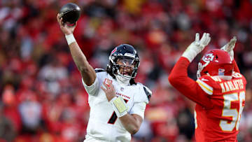 Much has been made about how the Houston Texans defense will hold up against the Kansas City Chiefs offense. But what about when the Texans offense is on the field against the Chiefs D? 