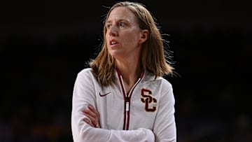 Jan 12, 2025; Los Angeles, California, USA; USC Trojans head coach Lindsay Gottlieb during the second quarter against the Penn State Nittany Lions at Galen Center. Mandatory Credit: Robert Hanashiro-Imagn Images