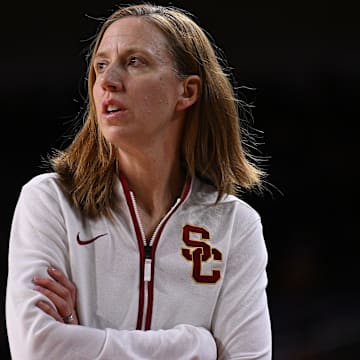 Jan 12, 2025; Los Angeles, California, USA; USC Trojans head coach Lindsay Gottlieb during the second quarter against the Penn State Nittany Lions at Galen Center. 