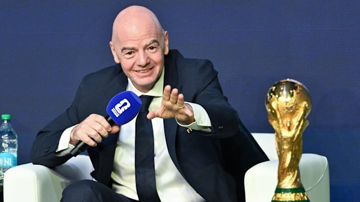 Gianni Infantino permet au foot de rester un sport accessible. Gianni Infantino permet au foot de rester un sport accessible.