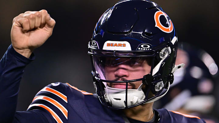 Chicago Bears quarterback Caleb Williams (18) warms up before the game against the Seattle Seahawks at Soldier Field.