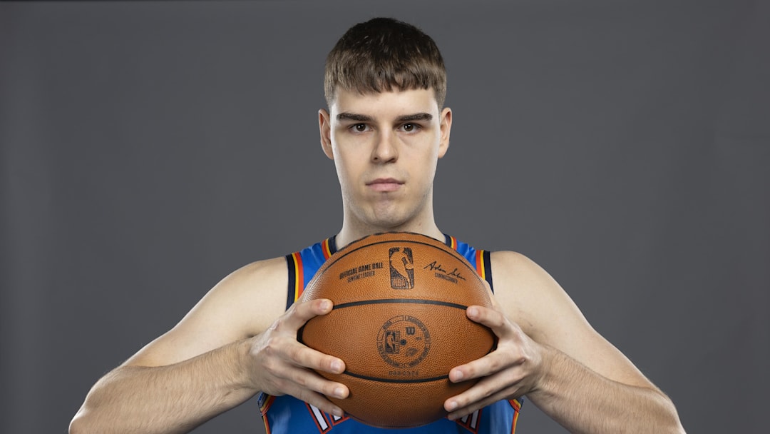 Sep 29, 2025; Oklahoma City, OK, USA; Oklahoma City Thunder guard Nikola Topic (44) poses for a photo during the 2025 Oklahoma City Thunder media day at Paycom Center. Mandatory Credit: Alonzo Adams-Imagn Images Sep 29, 2025; Oklahoma City, OK, USA; Oklahoma City Thunder guard Nikola Topic (44) poses for a photo during the 2025 Oklahoma City Thunder media day at Paycom Center. Mandatory Credit: Alonzo Adams-Imagn Images