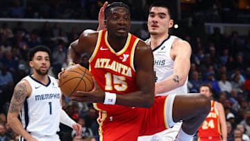 Atlanta Hawks center Clint Capela (15) collects a pass as Memphis Grizzlies center Zach Edey (14) defends during the second quarter at FedExForum.