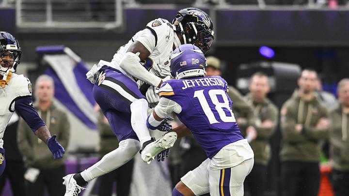 Fast start turns into a miserable afternoon as Vikings fall to Ravens