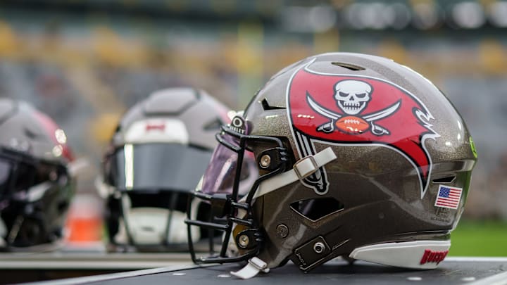 Tampa Bay Buccaneers v Green Bay Packers