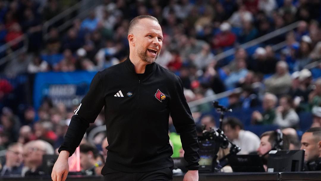 Mar 19, 2026; Buffalo, NY, USA; Louisville Cardinals head coach Pat Kelsey.