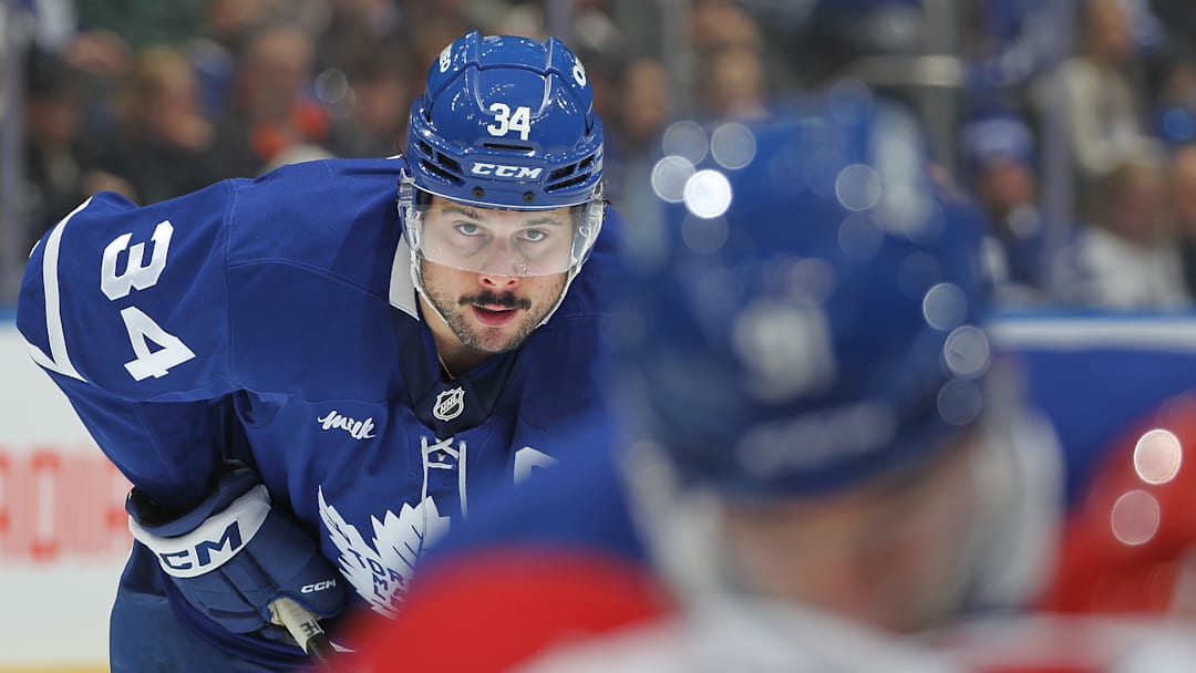 Carolina Hurricanes v Toronto Maple Leafs