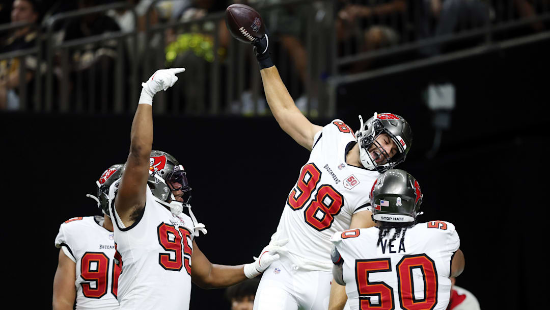Anthony Nelson, Tampa Bay Buccaneers v New Orleans Saints Anthony Nelson, Tampa Bay Buccaneers v New Orleans Saints