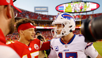 Buffalo Bills v Kansas City Chiefs