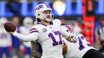 Buffalo Bills v Los Angeles Rams
