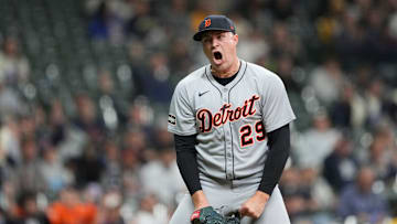 Detroit Tigers v Milwaukee Brewers