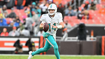Miami Dolphins v Cleveland Browns