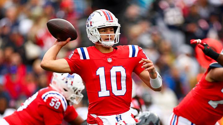 Houston Texans v New England Patriots