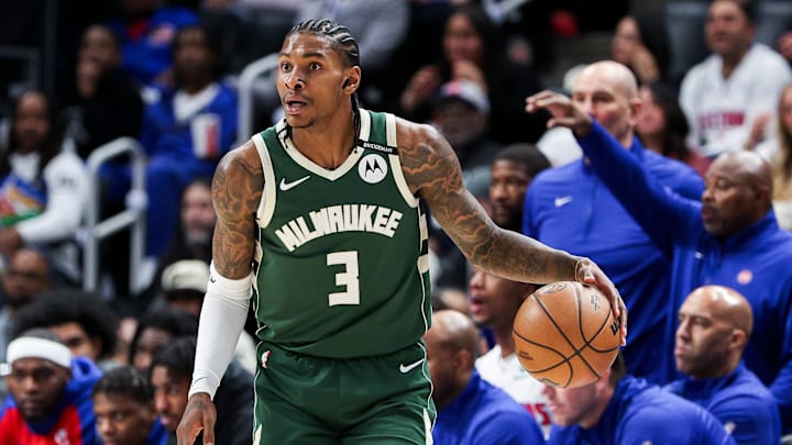 Milwaukee Bucks v Detroit Pistons