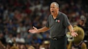 Houston Cougars head coach Kelvin Sampson reacts after a play against the Duke Blue Devils during the first half in the semifinals of the men's Final Four of the 2025 NCAA Tournament at the Alamodome.