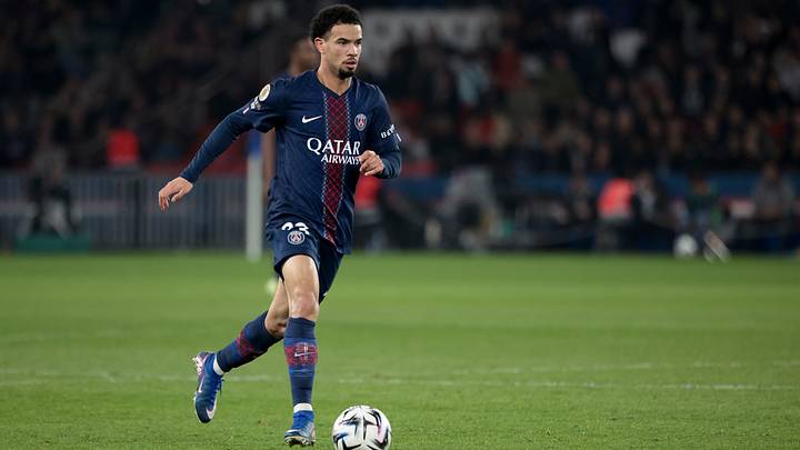Warren Zaïre-Emery est fautif sur le premier but monégasque.