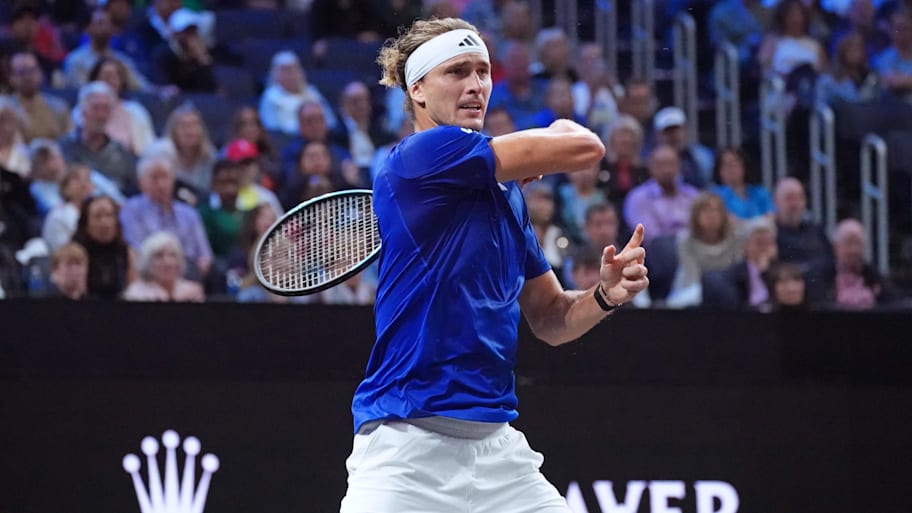 After struggling at the Laver Cup, Alexander Zverev fell to Daniil Medvedev in the quarterfinals of the China Open.