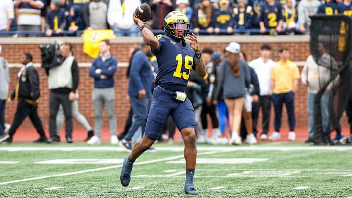 Michigan Maize vs Blue Spring Game