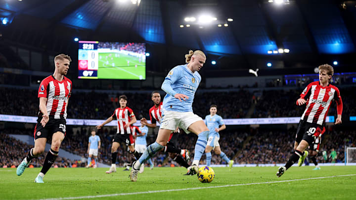 Manchester City v Brentford FC - Premier League