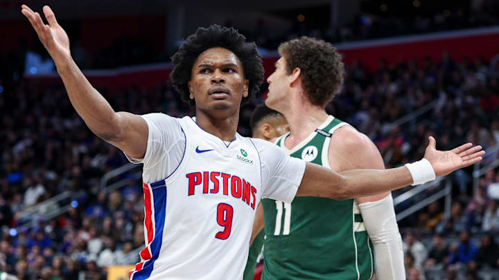 Milwaukee Bucks v Detroit Pistons