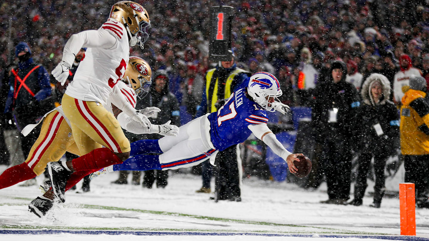 阿瑪裡·庫珀 (Amari Cooper) 揭開了令人難以置信的喬什·艾倫 (Josh Allen) 橫向達陣的帷幕