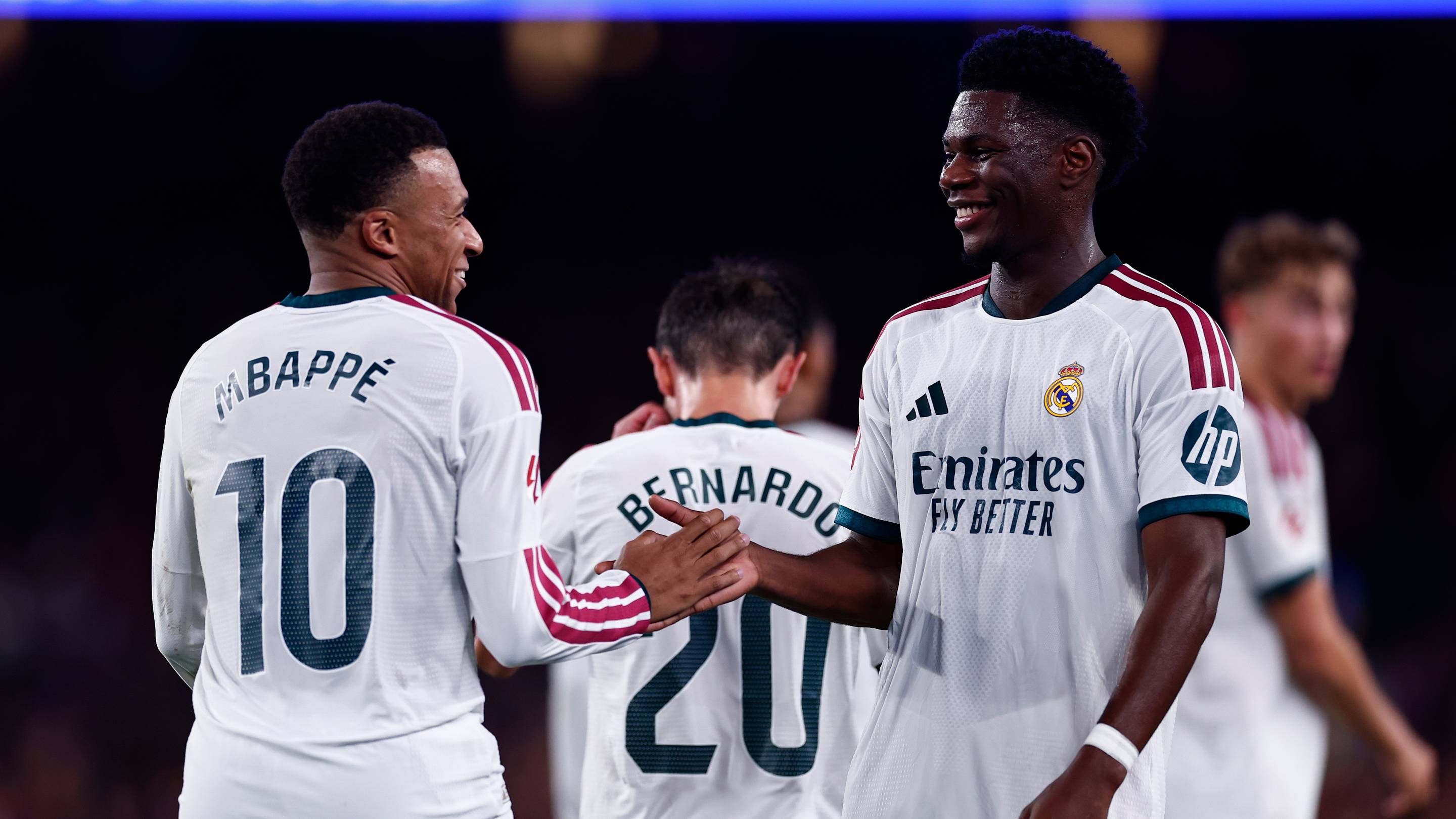 8 stars and 1 flop from Real Madrid’s inspiring win over Barcelona