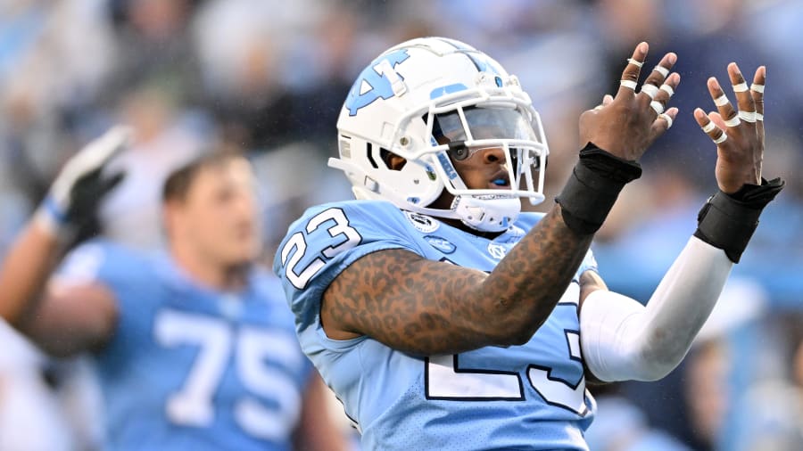 UNC Football places 12 on annual East-West Shrine Bowl 1000 UNC Football places 12 on annual East-West Shrine Bowl 1000