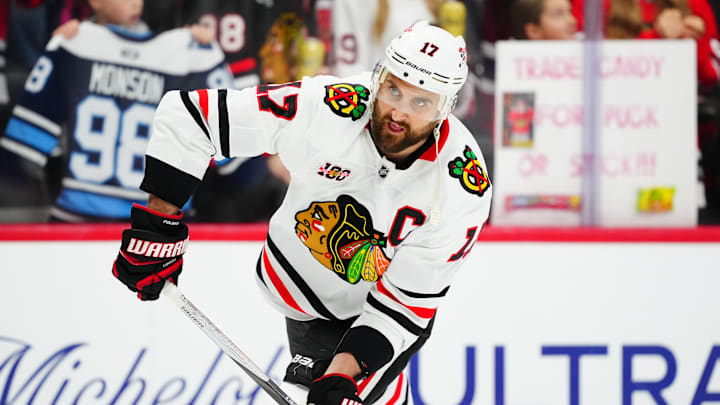 Feb 28, 2026; Denver, Colorado, USA; Chicago Blackhawks left wing Nick Foligno (17) warms up before the game against the Colorado Avalanche at Ball Arena. Mandatory Credit: Ron Chenoy-Imagn Images