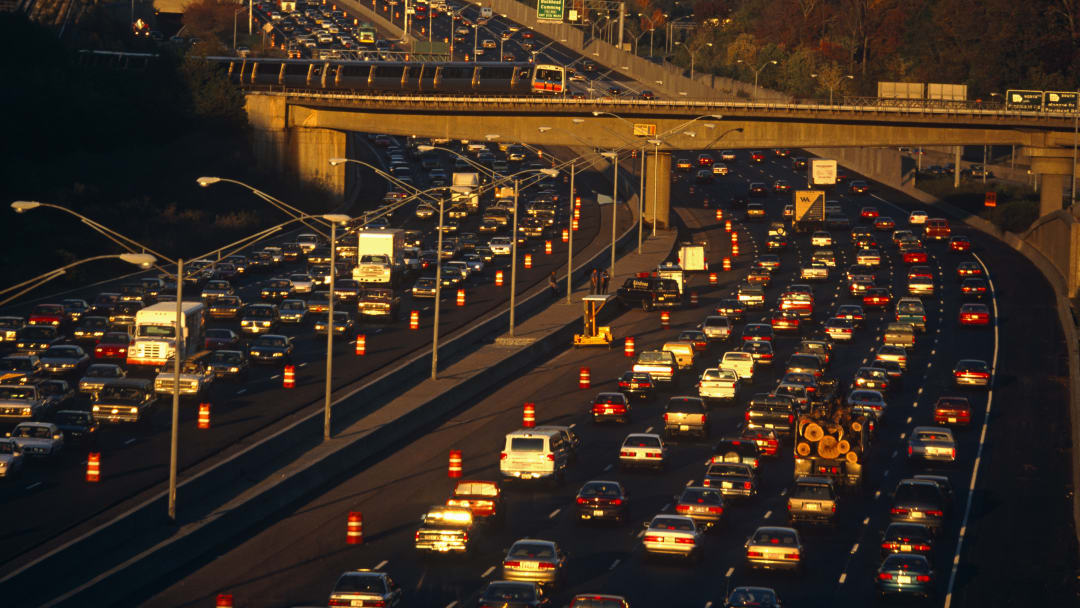 USA - Atlanta - Slow commuter traffic on the interstate