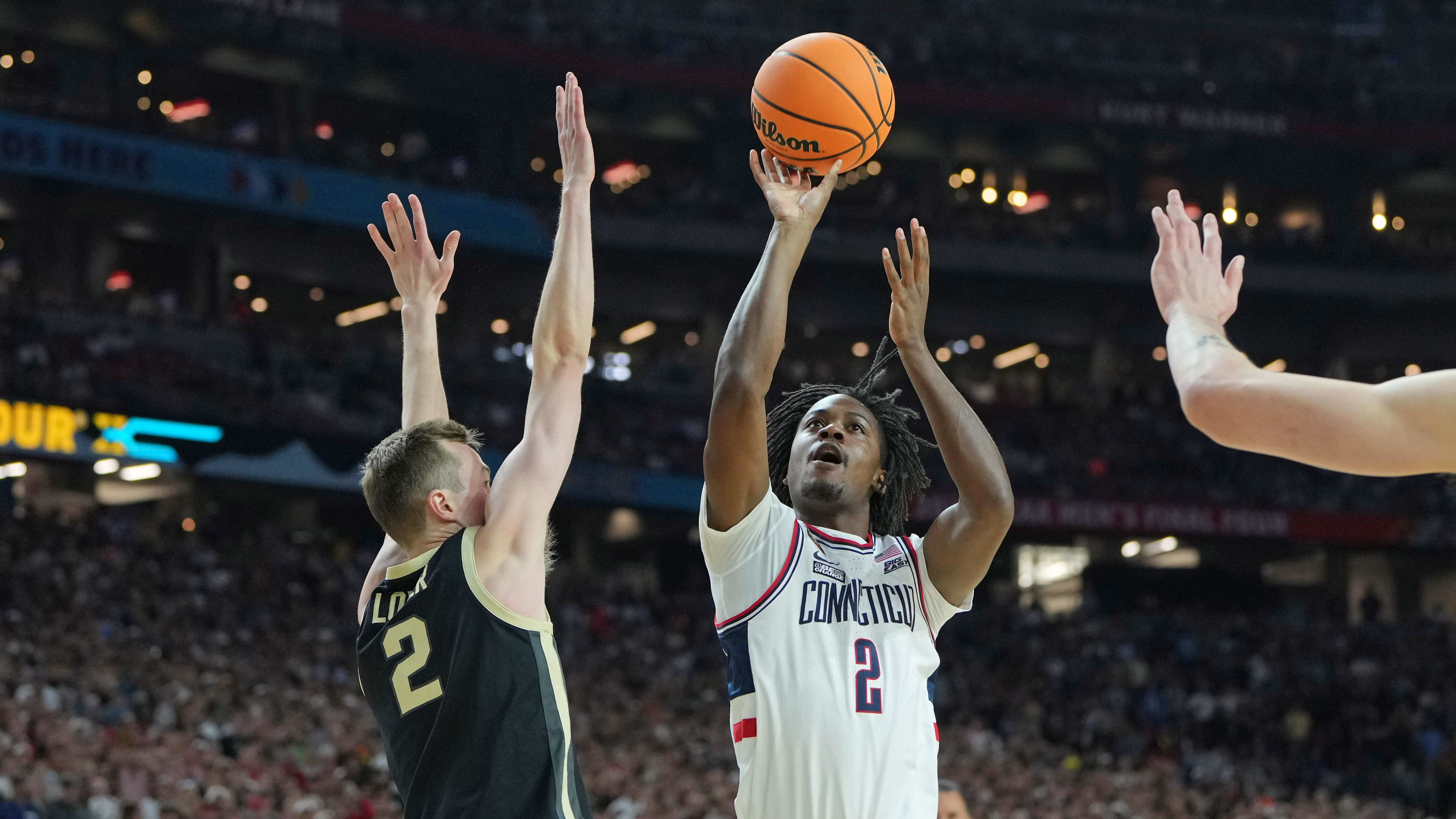 Newton shoots against Purdue during Monday’s national championship game.