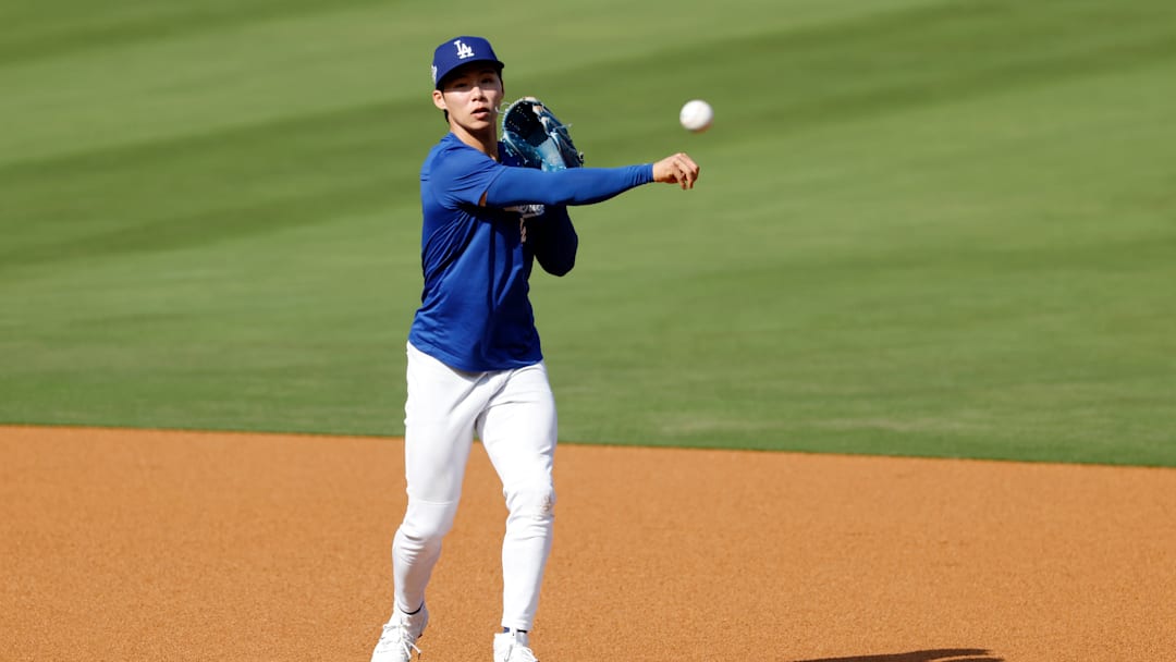 World Series - Toronto Blue Jays v Los Angeles Dodgers - Game Three