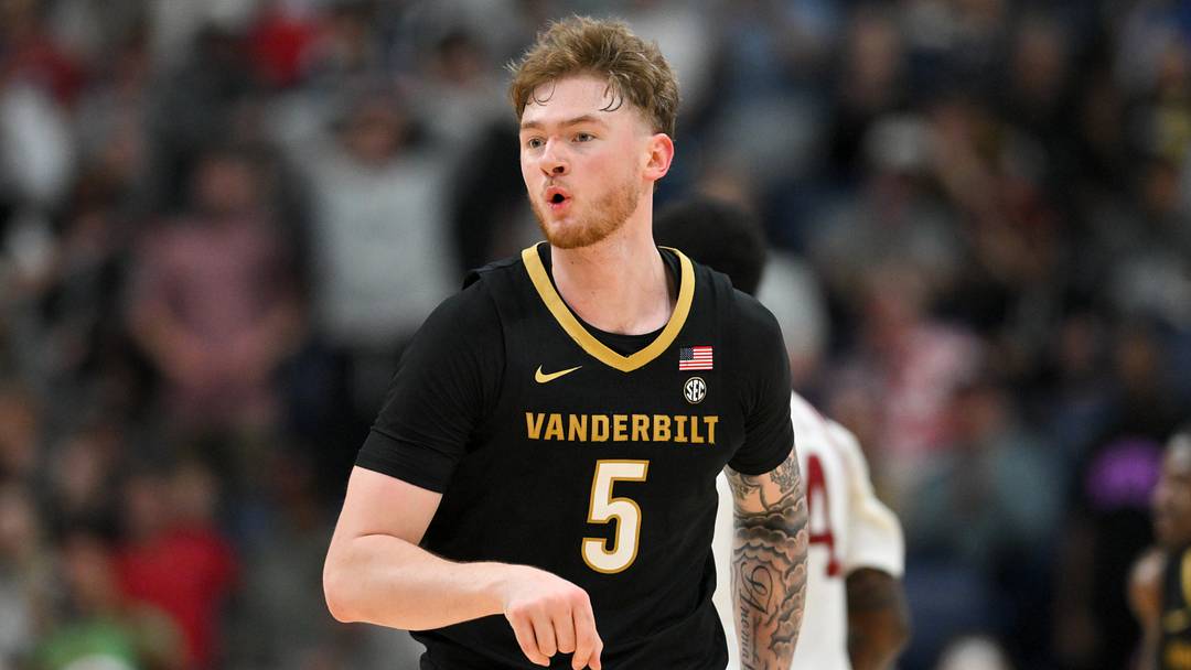 Former Vanderbilt Commodores forward Tyler Nickel will be officially joining the New York Knicks this season on a two-way deal. Former Vanderbilt Commodores forward Tyler Nickel will be officially joining the New York Knicks this season on a two-way deal.
