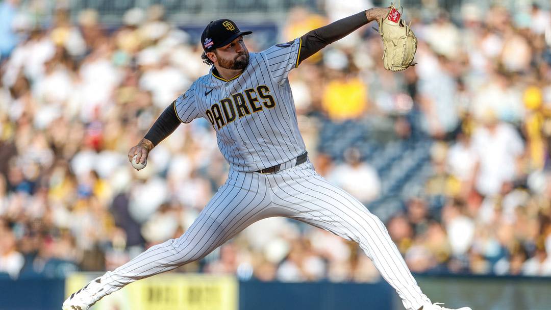 Aug 22, 2026; San Diego, California, USA; San Diego Padres starting pitcher Casey Mize (32) throws a pitch during the first inning against the Minnesota Twins at Petco Park. Mandatory Credit: David Frerker-Imagn Images Aug 22, 2026; San Diego, California, USA; San Diego Padres starting pitcher Casey Mize (32) throws a pitch during the first inning against the Minnesota Twins at Petco Park. Mandatory Credit: David Frerker-Imagn Images