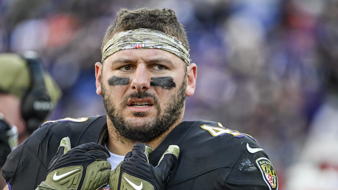 Fullback Patrick Ricard  