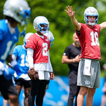 Detroit Lions quarterback Jared Goff (16) practices during OTA at Meijer Performance Center in Allen Park on Friday, May 30, 2025.