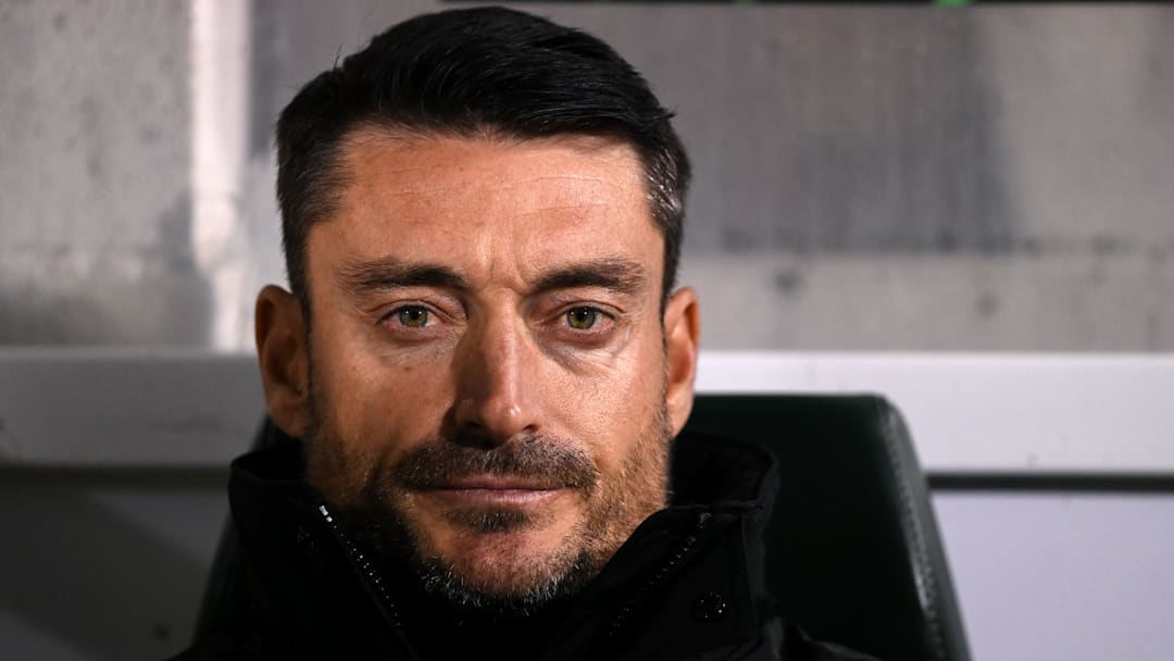 Neuer Topfavorit auf den Trainerstuhl bei Eintracht Frankfurt: Albert Riera Neuer Topfavorit auf den Trainerstuhl bei Eintracht Frankfurt: Albert Riera