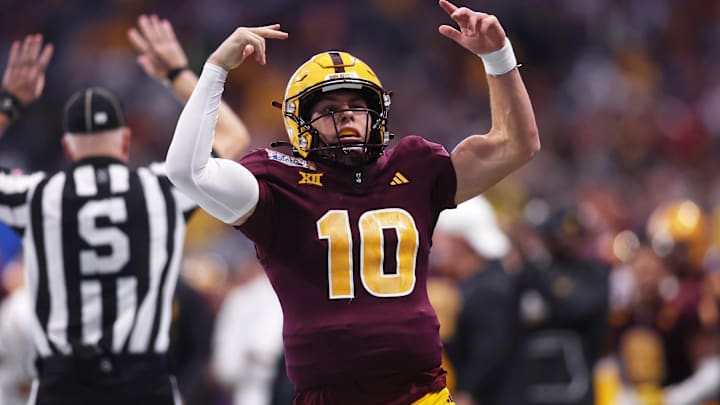 Arizona State Sun Devils quarterback Sam Leavitt (10) Arizona State Sun Devils quarterback Sam Leavitt (10)