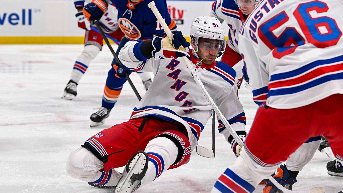 Rangers sloppy start postpones history in defeat on Long Island - Vimarsana News
