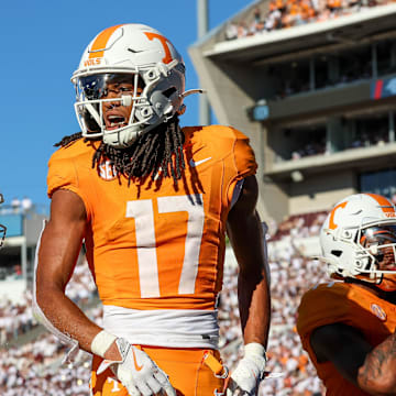 Everything Tennessee Football WR Coach Kelsey Pope Said Ahead of Kentucky