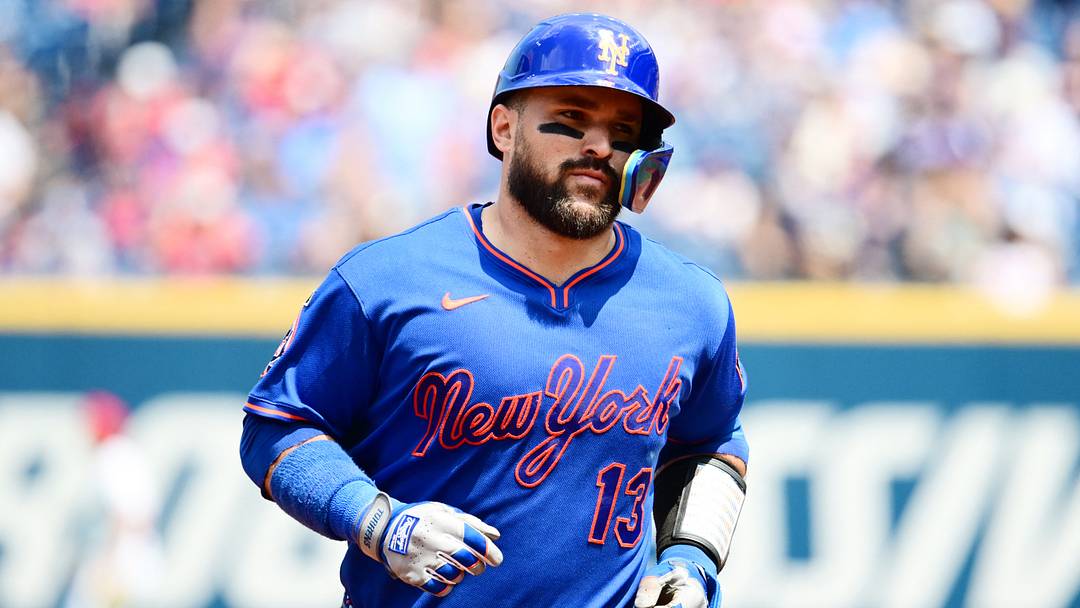 New York Mets catcher Luis Torrens is off to a hot start at the plate in August.