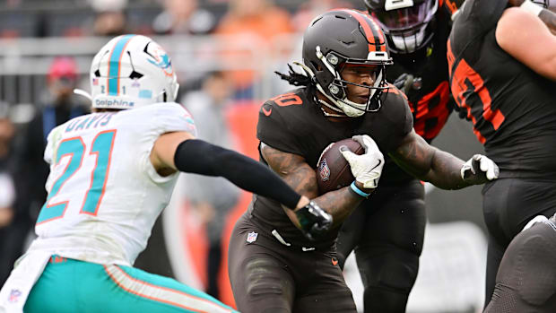 Cleveland Browns running back Quinshon Judkins