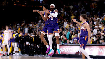 Phoenix Suns v Los Angeles Lakers
